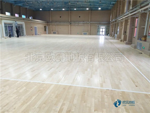 定制運動籃球地板品牌哪個好3