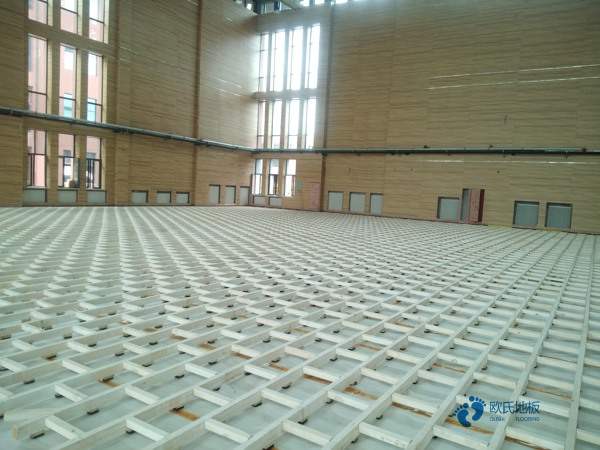 小學體育籃球地板施工步驟2