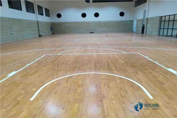 國標籃球運動地板施工工藝3