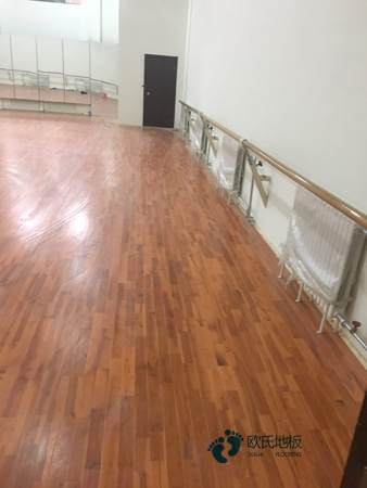 高端體育地板免費送樣品