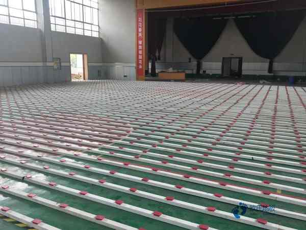 單龍骨運動體育地板費用