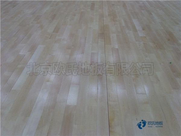 優(yōu)惠的體育地板防潮