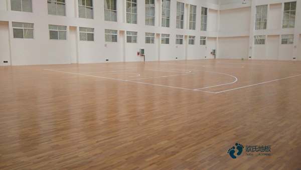 那有籃球運動木地板質量要求