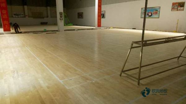 定制籃球場館地板哪個牌子比較好3