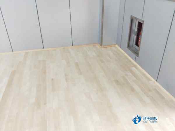 定做籃球場(chǎng)地地板品牌1