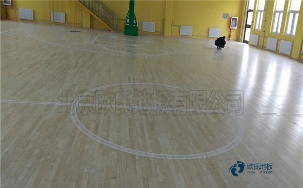 國標(biāo)籃球館地板施工單位3