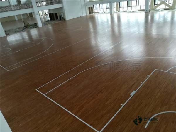 去哪買體育籃球木地板價(jià)格