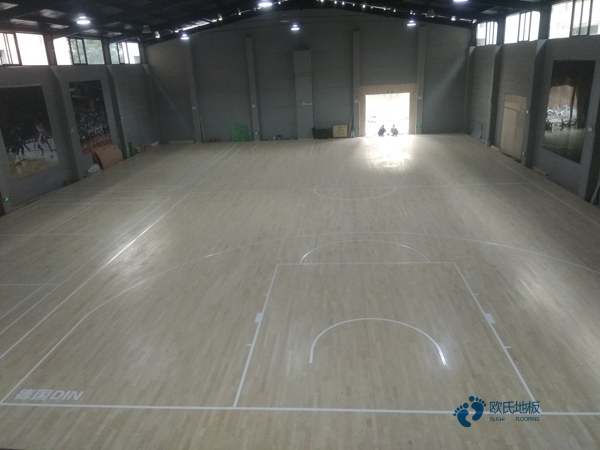 大學運動場地地板施工工藝3