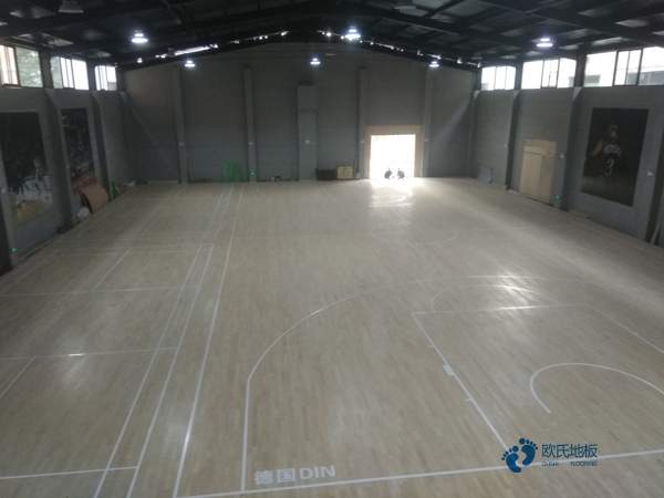 大學運動場地地板施工工藝2