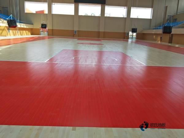 小學(xué)籃球運(yùn)動木地板施工1