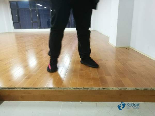 高品質體育籃球木地板施工價格