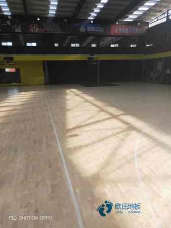 大學運動場館木地板施工步驟2