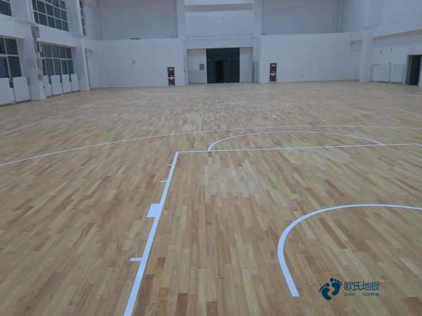 國產籃球運動木地板怎么保養