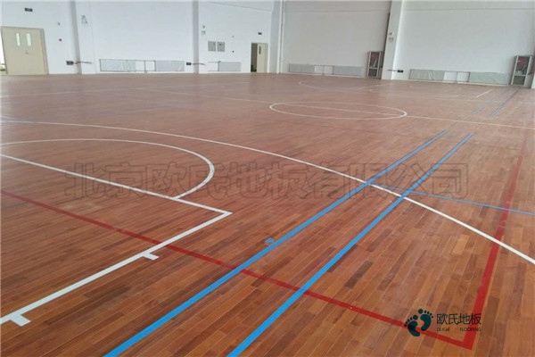 校園籃球木地板施工工藝3