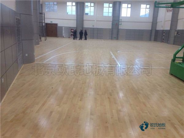 國標籃球場館地板施工隊3